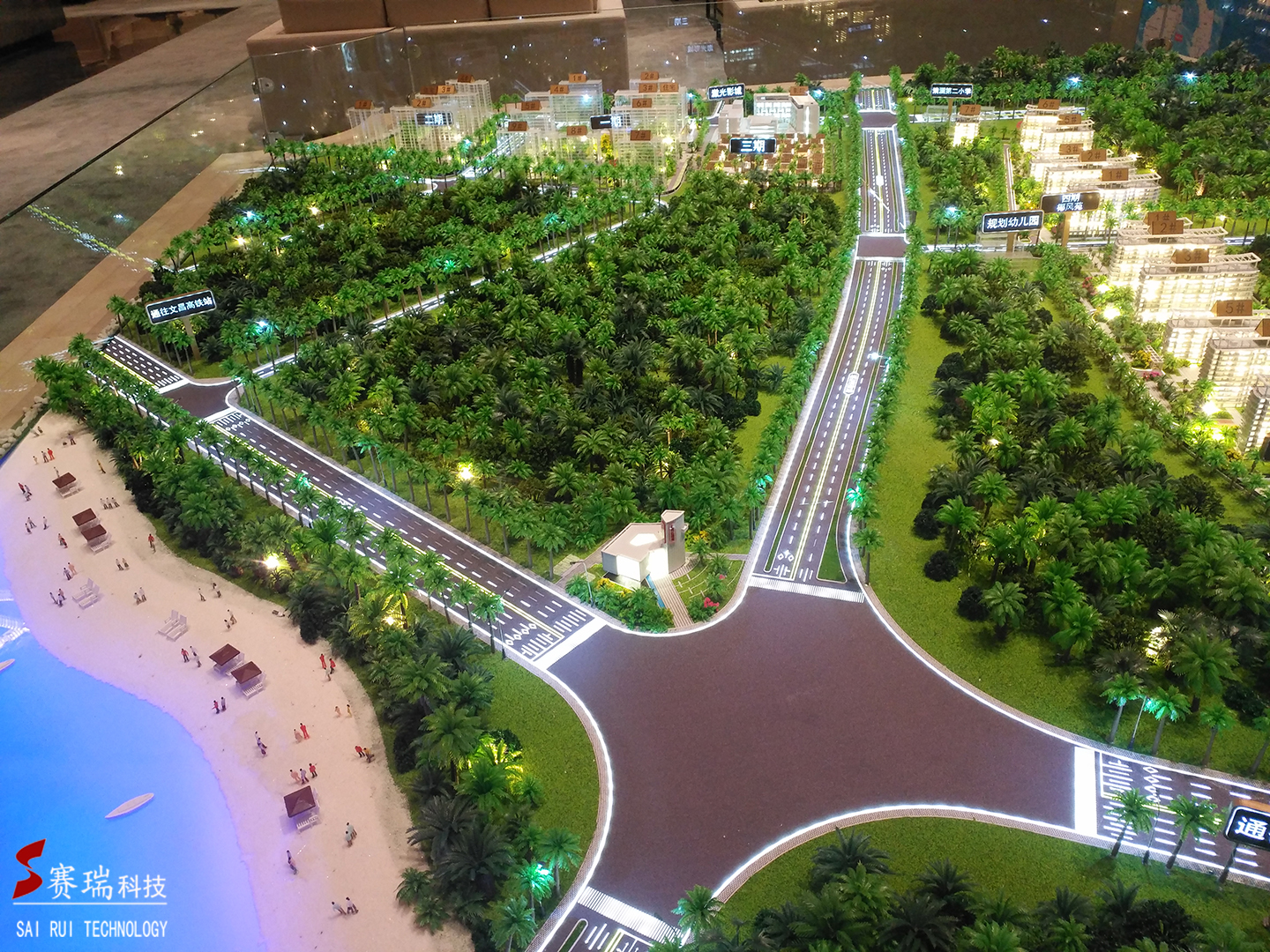 海南红椰湾(图1)